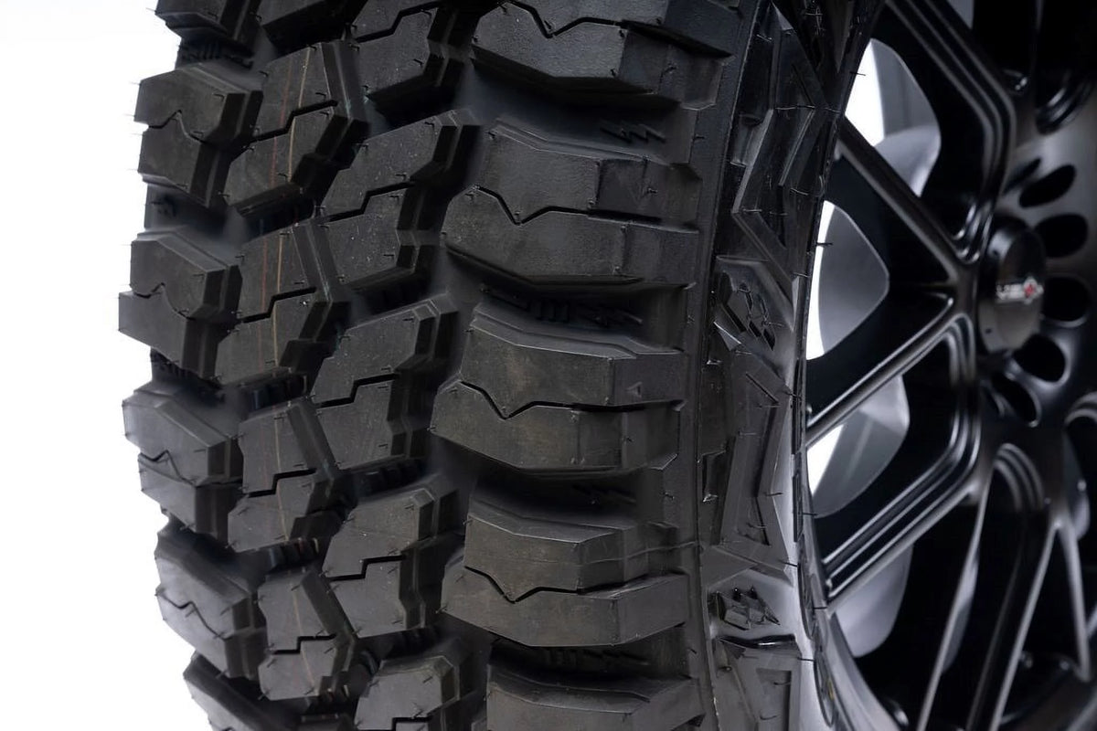 31X10.50R15 Mud-Terrain Tire R11333