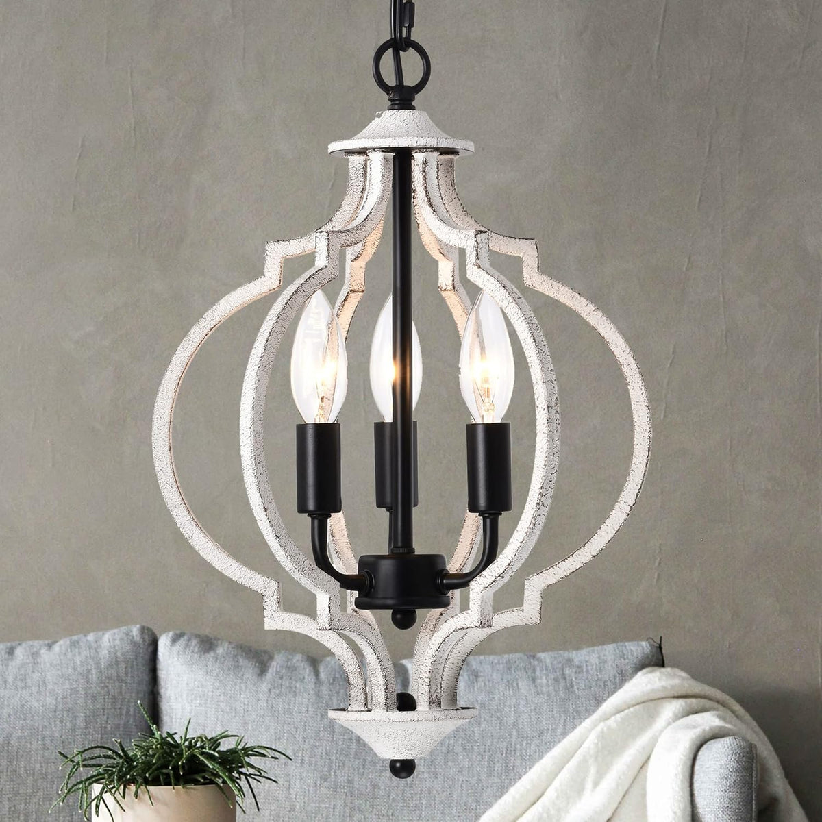 Black 3 Light Metal Chandelier E19531