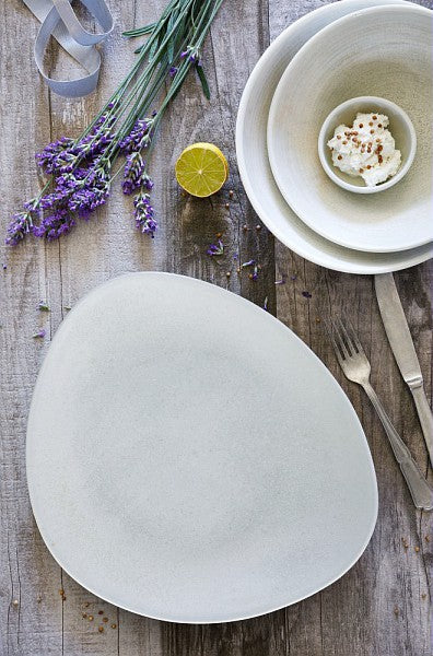 Edge Plate 22cm Grey N318