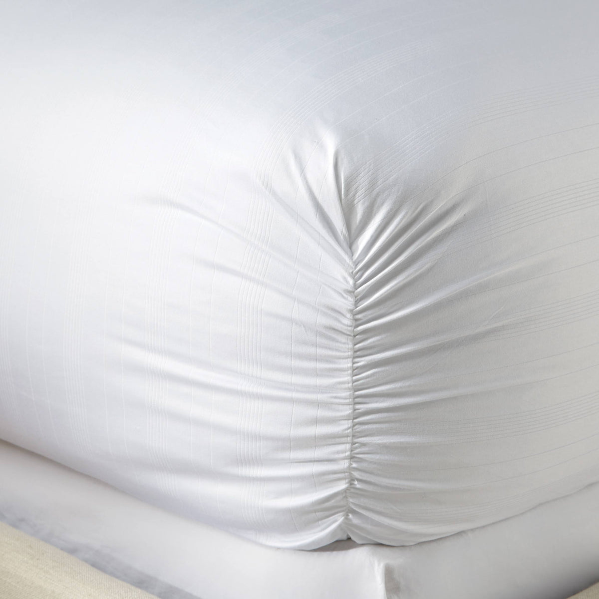 White California King Bamboo Sheet Set Y149136
