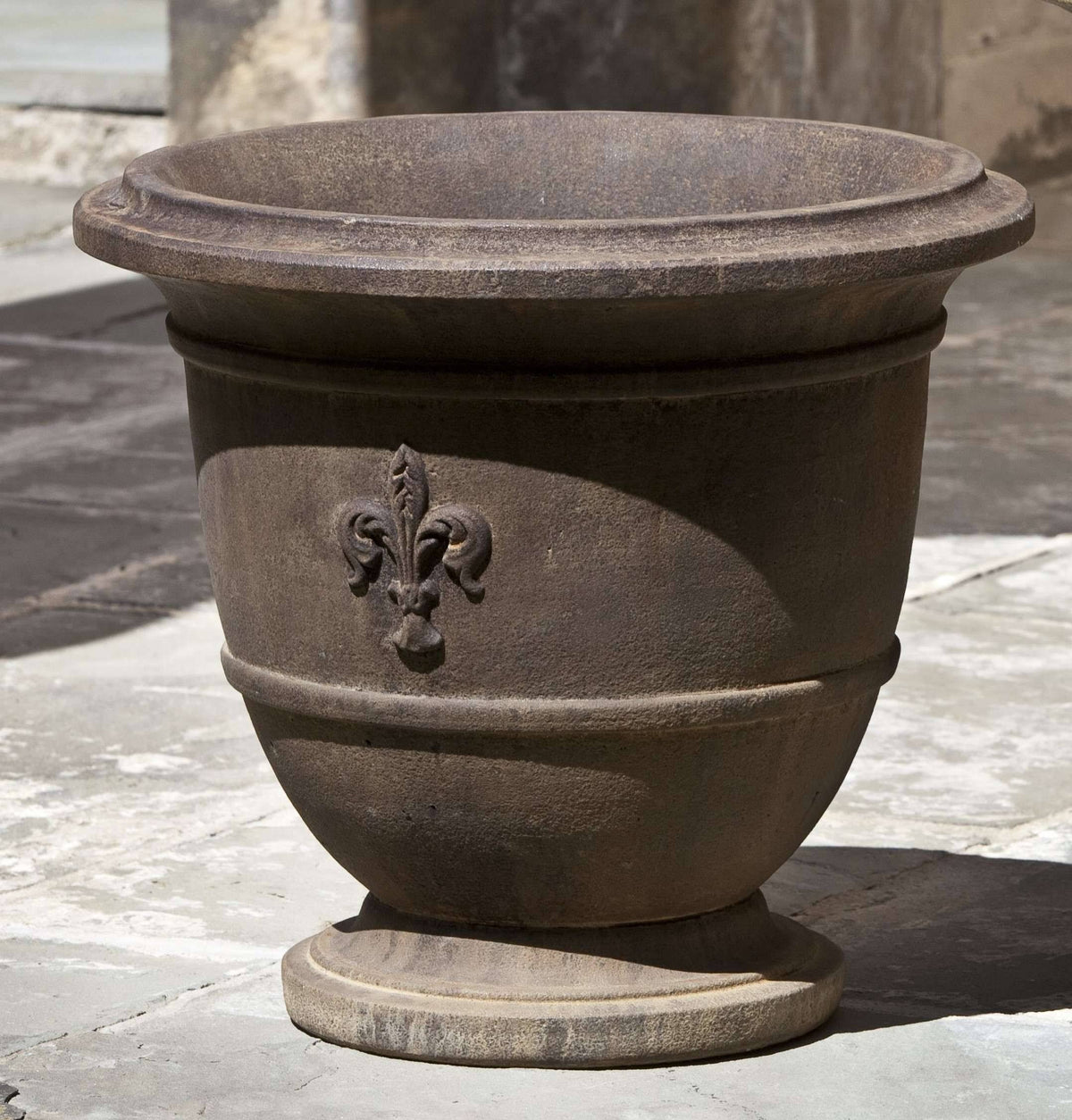 Natural Small Urn P88322