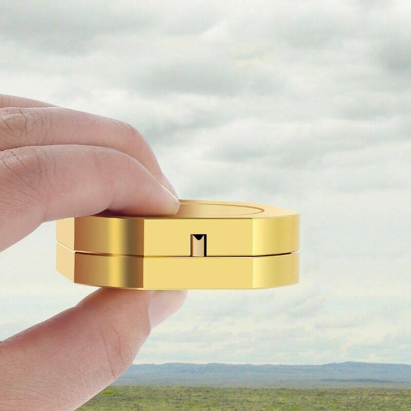 Golden Metal Pocket Compass H848643