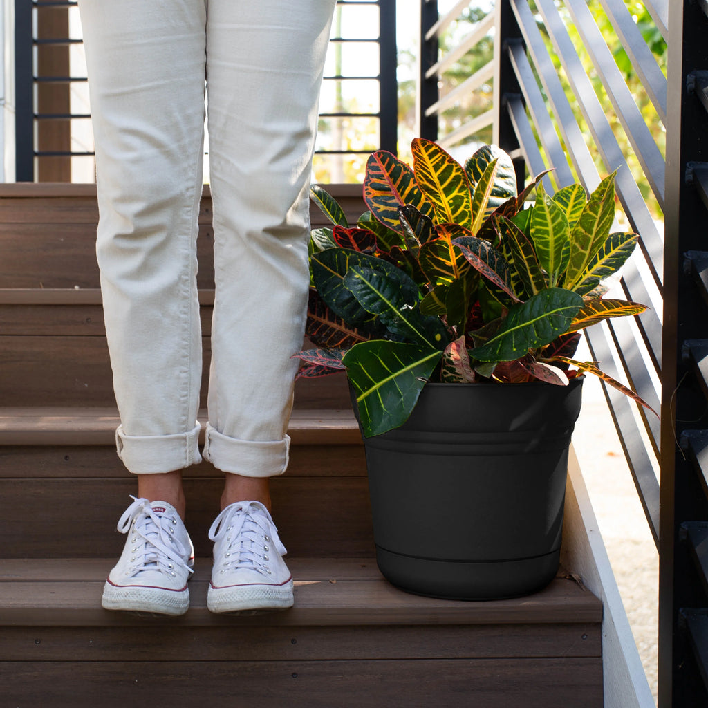 Black Resin Planter with Saucer L97247