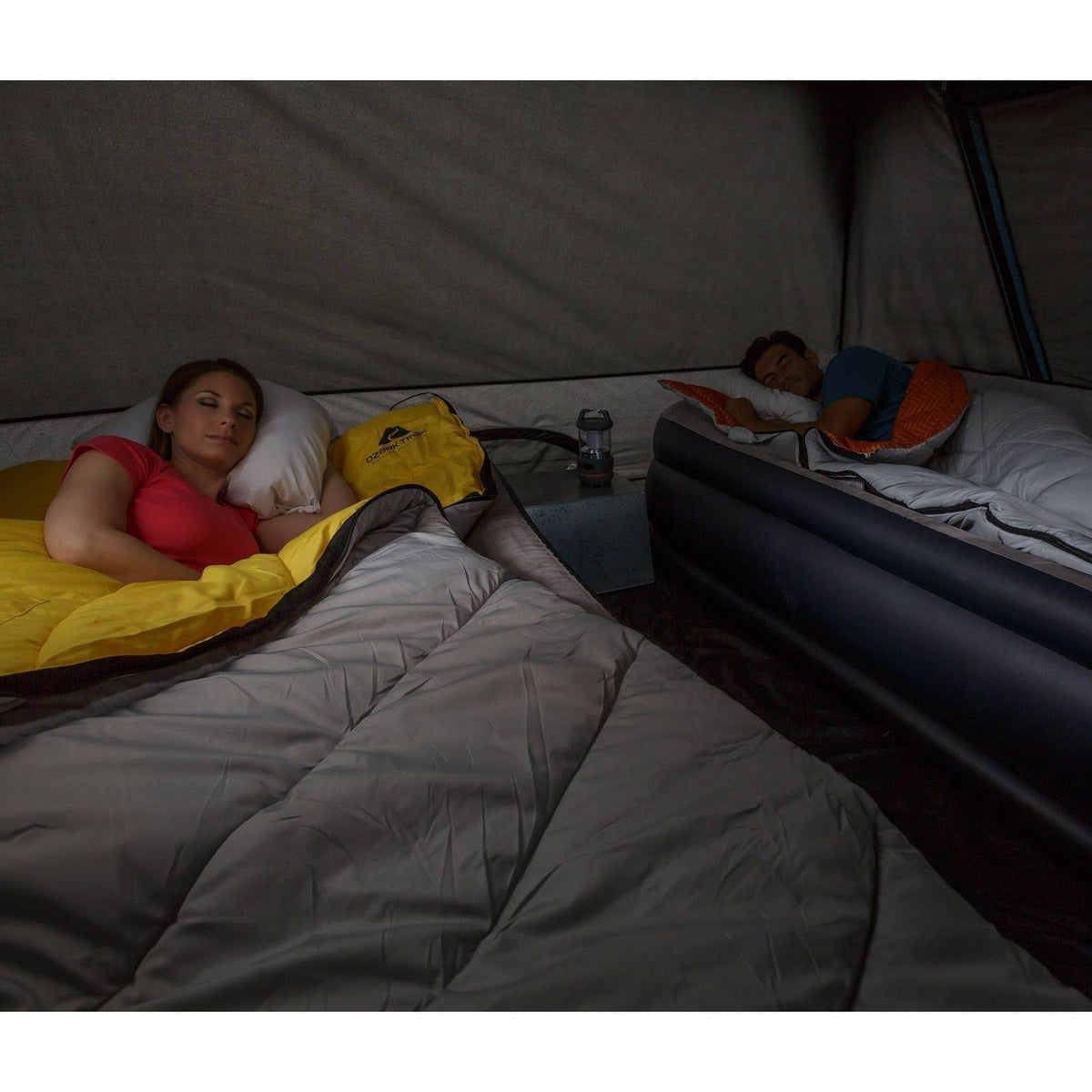 10-Person Dark Rest Instant Cabin Tent I71853