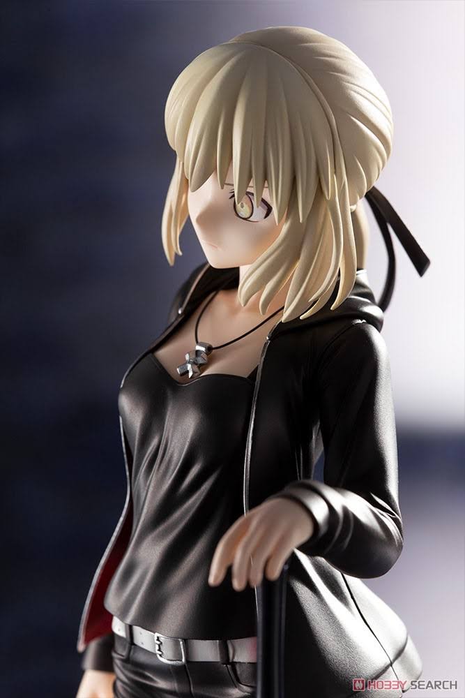 1/7 Scale Figure R757