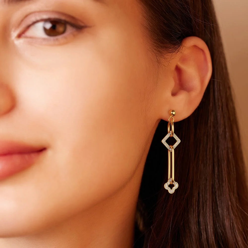 9k Yellow Gold Drop & Dangle Earrings S42088