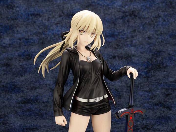 1/7 Scale Figure R757