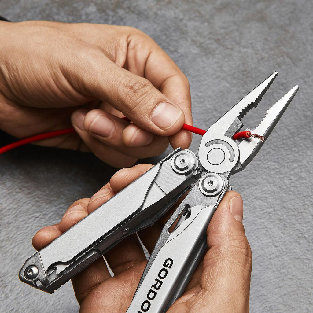 20-in-1 Multi-Tool M810