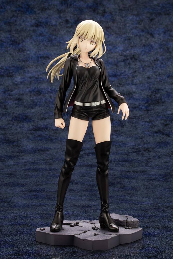 1/7 Scale Figure R757