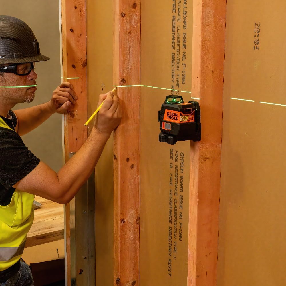 Compact Self-Leveling Green Laser Level M753241