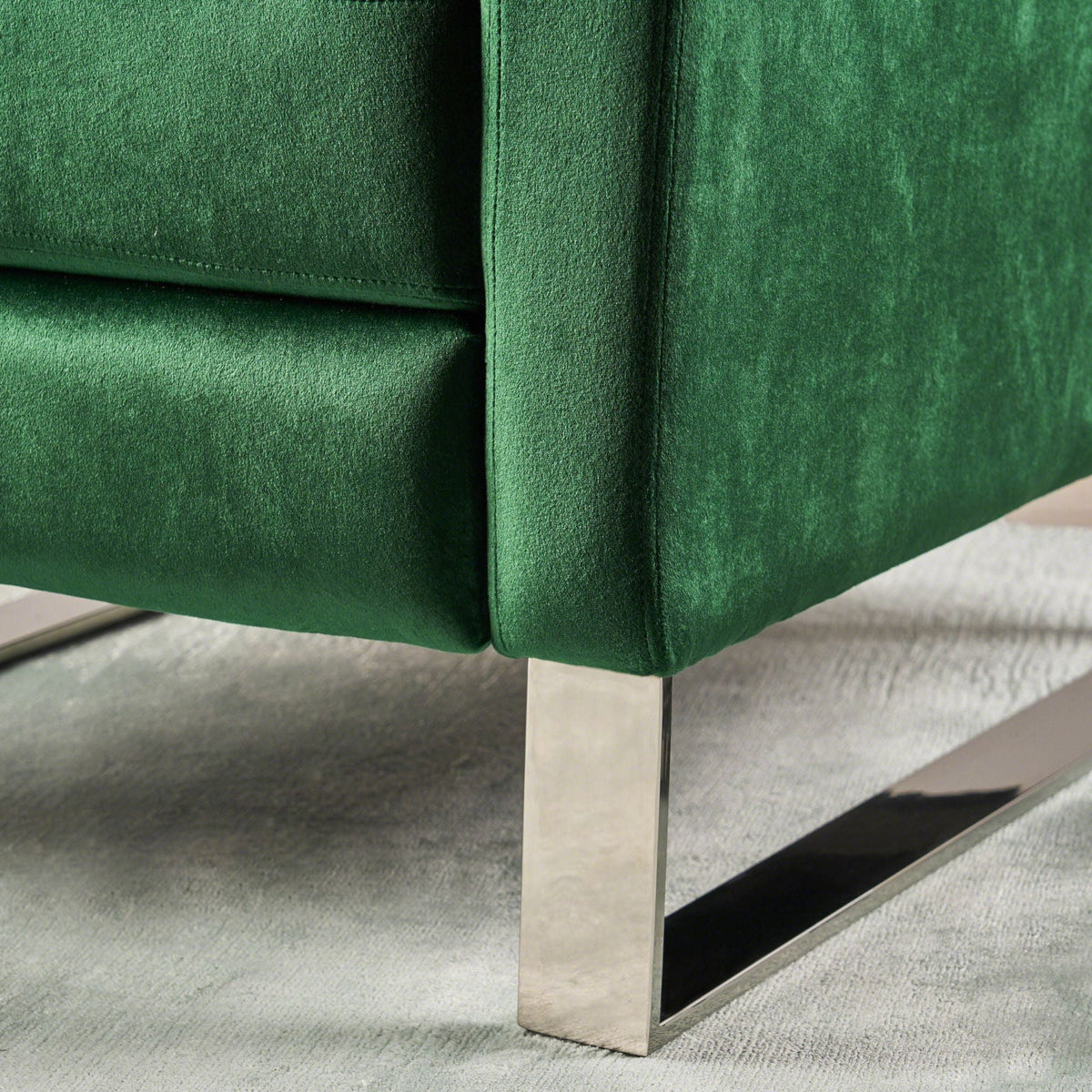 Green Velvet Push Back Recliner R60957