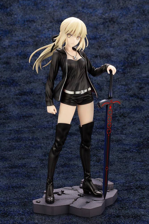 1/7 Scale Figure R757