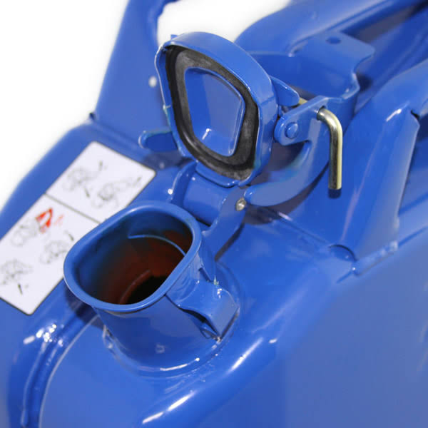 Steel Gas Can with Spout G522