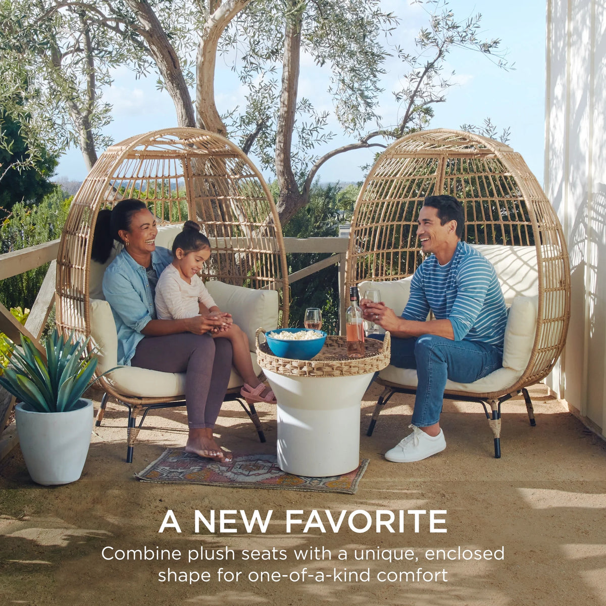 Oversized Wicker Egg Chair with Steel Frame W23260