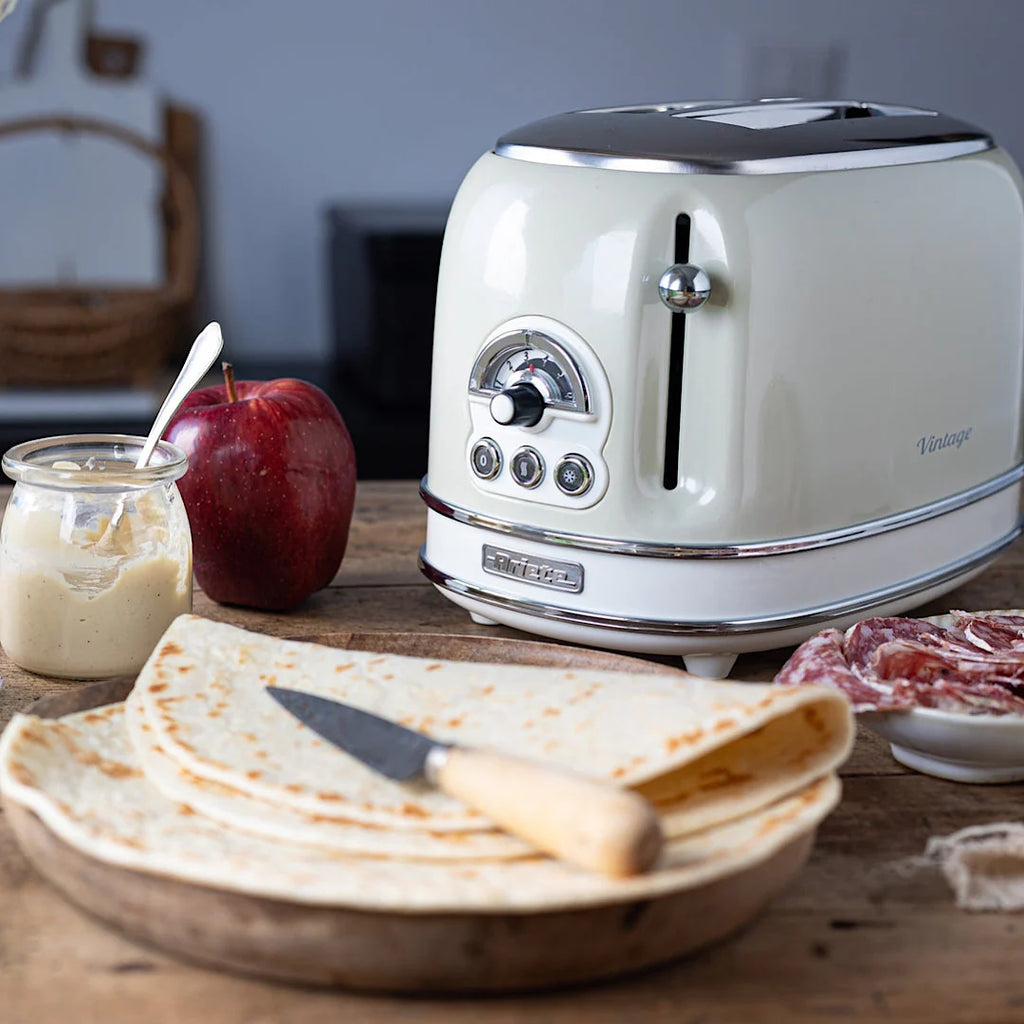 Beige 2 Slice Toaster X1887