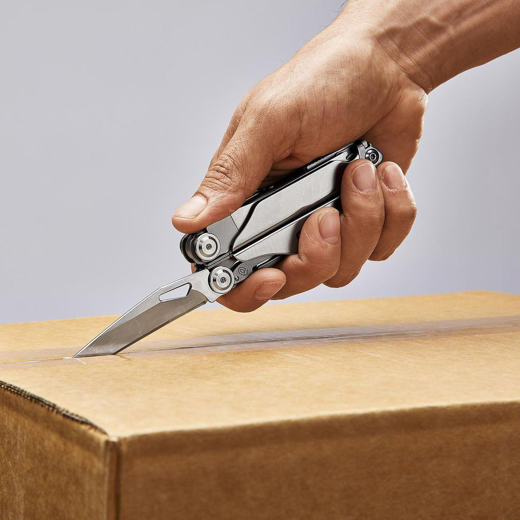 20-in-1 Multi-Tool M810