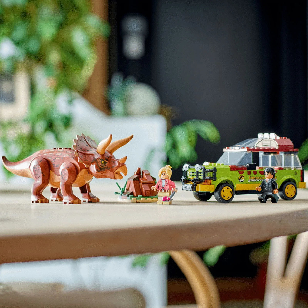 Jurassic Park Triceratops Search Z4954