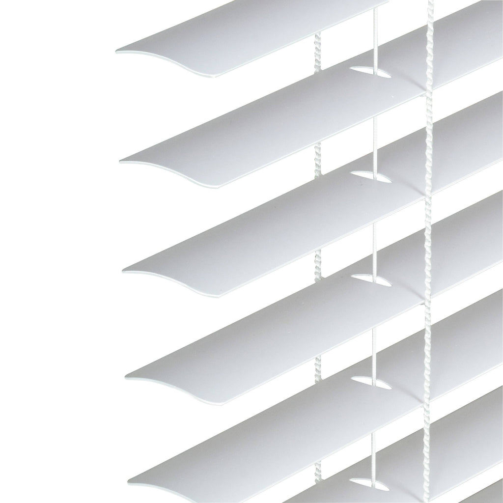 White Vinyl Blind O31423