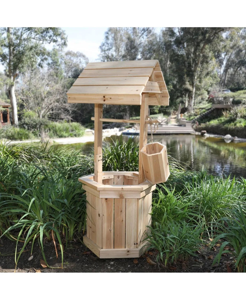 Natural Decorative Wishing Well Q6615