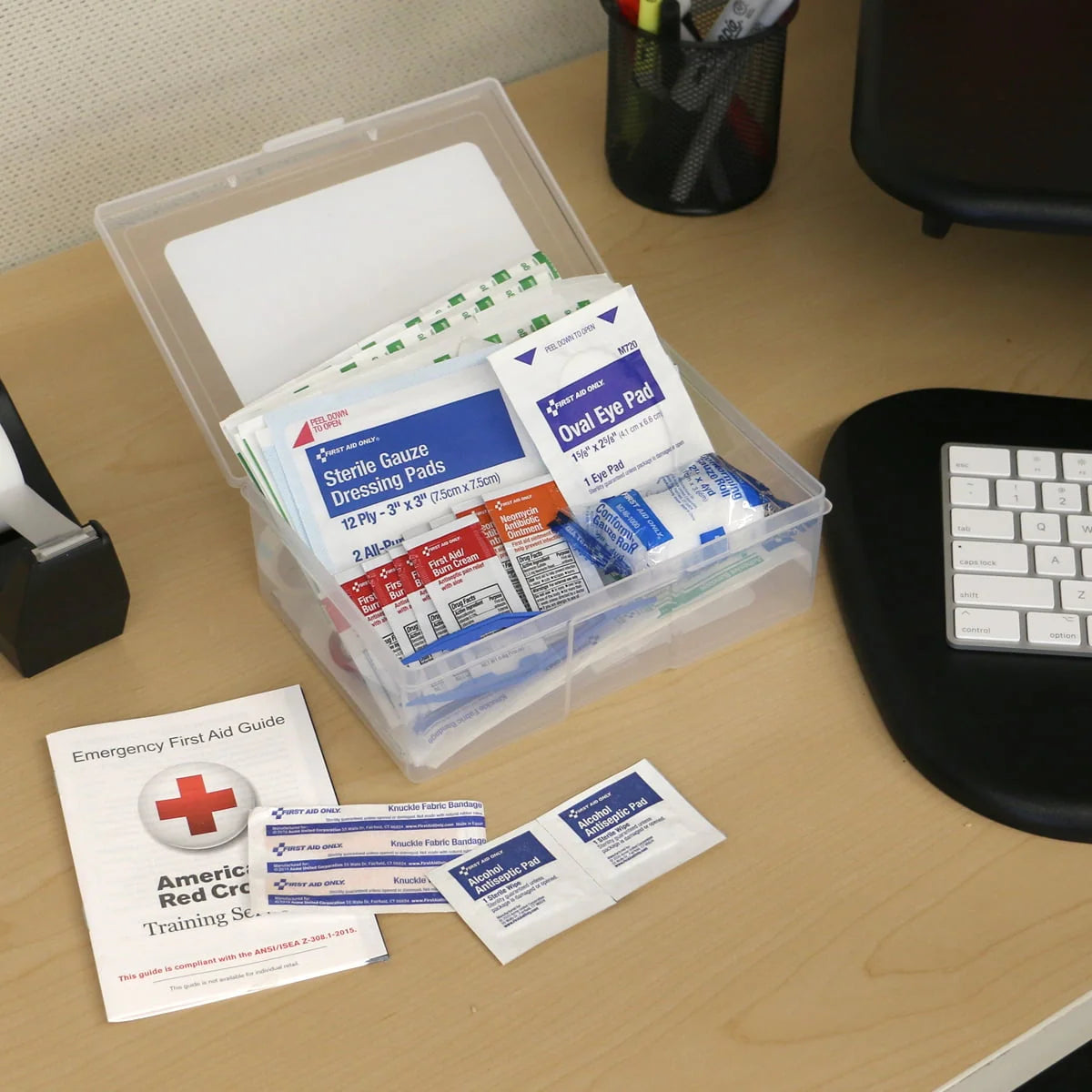 First Aid Kit with Clear Plastic Case, 185 Pieces J841