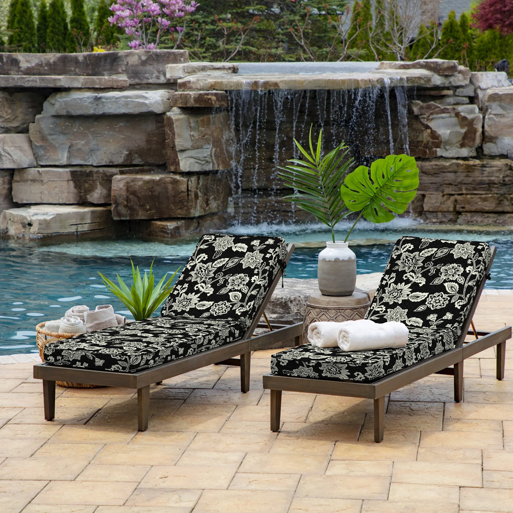 Black Outdoor Chaise Lounge Cushion O705